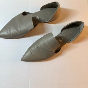 Vince Gray Leather Flats Size: 8